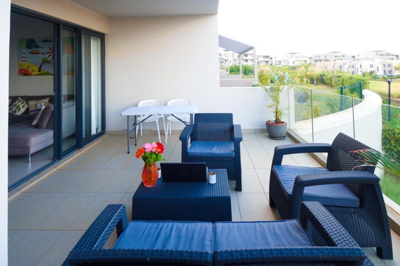 Apartment With 3 Bedrooms In Roches Noires, With Wonderful Sea View, Shared Pool, Terrace Rivière du Rempart 외부 사진